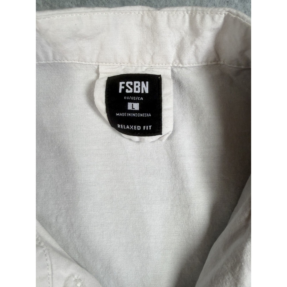 FSBN Men's L Relaxed Fit Miami Casa Sports Club Button-Down Shirt Off-White - Picture 3 of 12